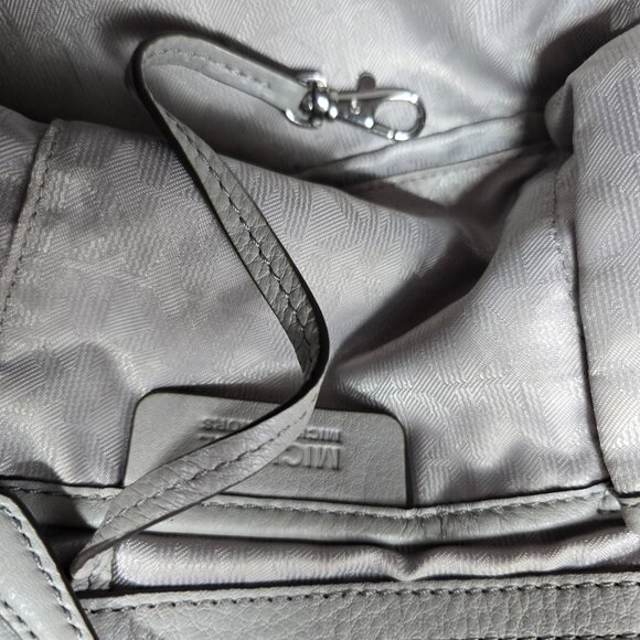 Michael Kors Pebbled Leather Shoulder Tote Bag Gray Taupe Silver Hardware Purse - Picture 16 of 16